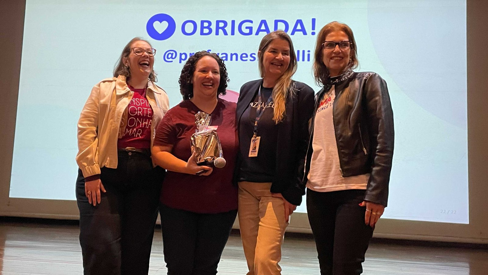  Bianca, diretora do INSA S&atilde;o Paulo; Vanessa, professora e palestrante; Fabiana, diretora do Instituto Madre Mazzarello; e Daniela, diretora do Col&eacute;gio de Santa In&ecirc;s.